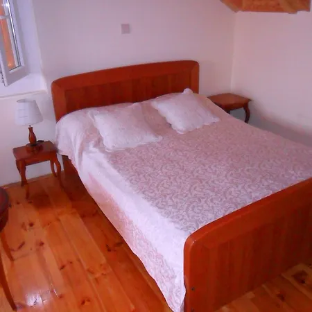 Hotel Stonehouse 3*