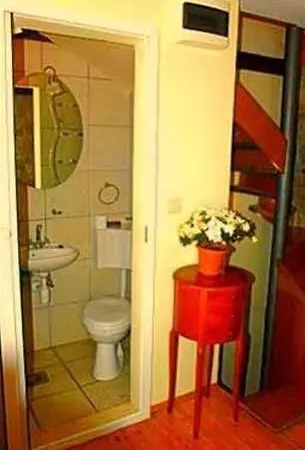 Stonehouse Hotel 3*