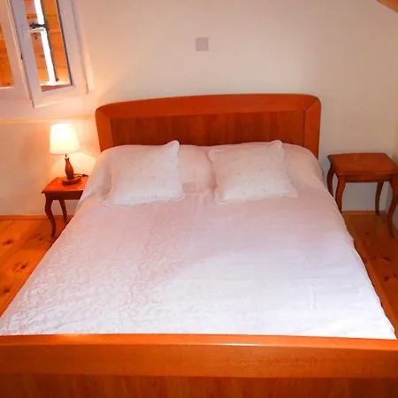 Hotel Stonehouse