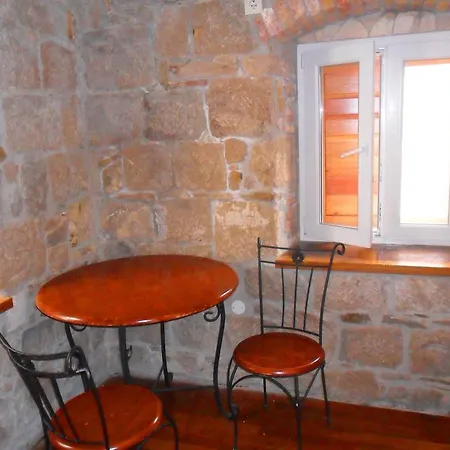 Hotel Stonehouse