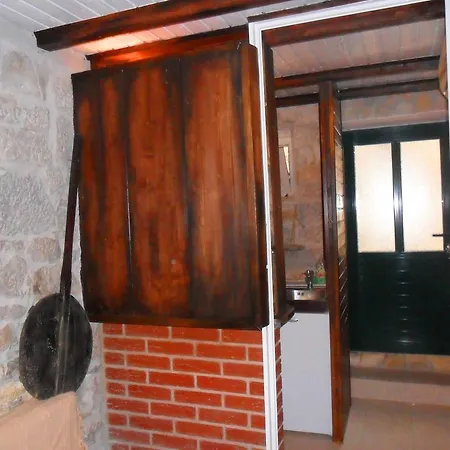 Hotel Stonehouse 3*